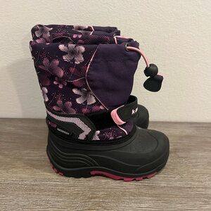 Kamik Toddler size 8 snow boots